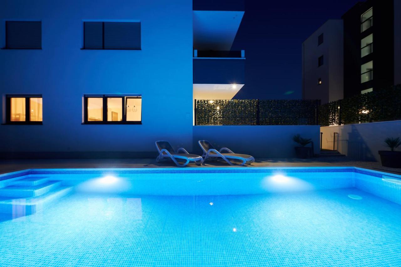 Twins Apartament *